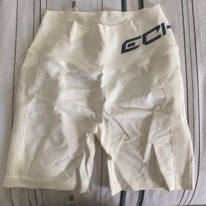 Echt scrunch shorts
